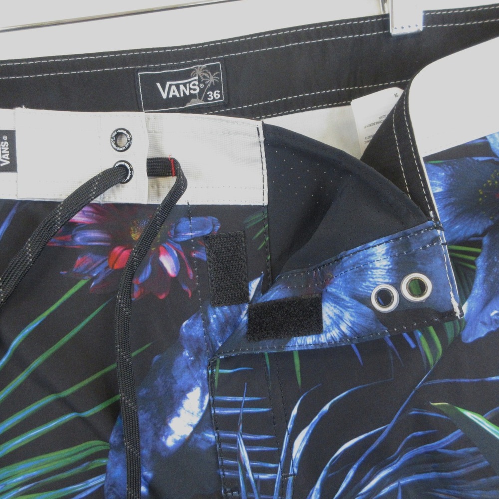 Vans‎ Board Shorts Mens 36 Black & Gray w/ Floral Tropical Swim Surf - Picture 4 of 12